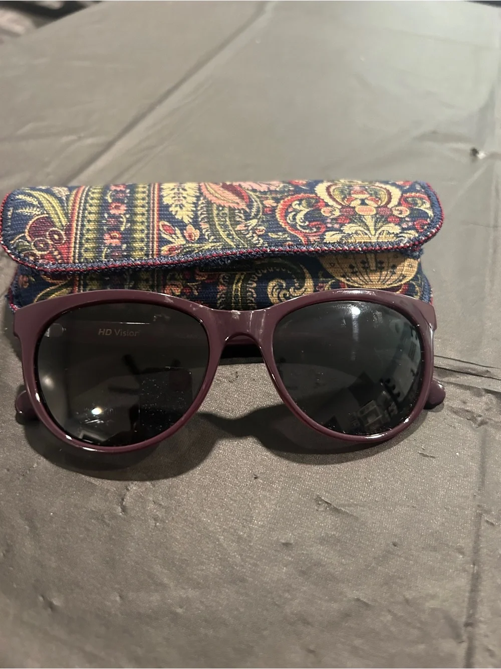 HD Vision Polarized Women's Purple Sunglasses with Paisley Case